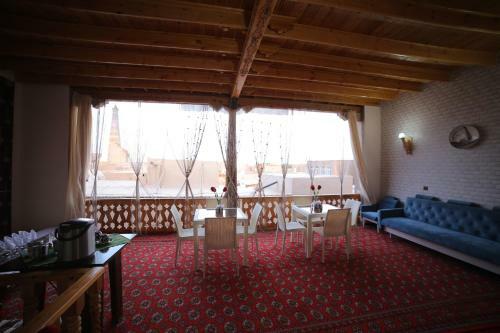 Hostal Rasulboy Guest House