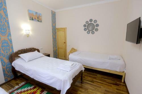 Hostal Polvonnazir Guest House