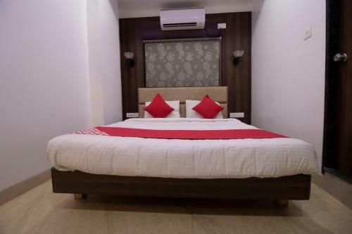 Oyo Flagship 43003 Hotel Sai Plaza
