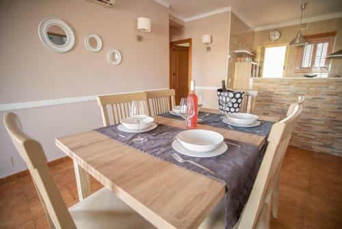 Casa Lola - Centrall Alquileres Tur�sticos