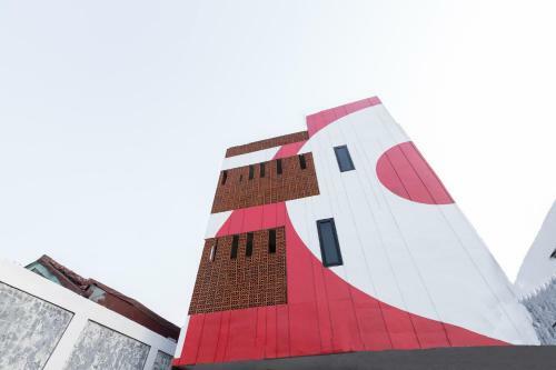 Hotel Oyo 1516 Cemara Gading Syariah