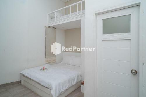 Hotel Yayah Rooms Bogor Syariah Redpartner