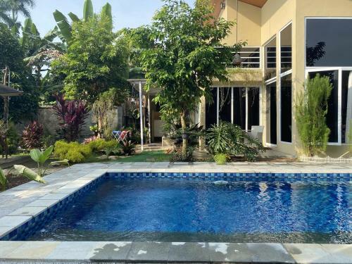 Hotel Embay House & Private Pool