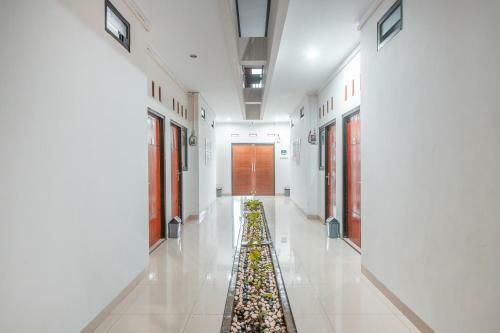 Hotel Oyo Life 2335 Kos 89