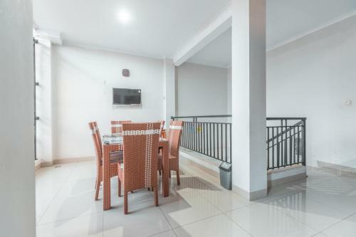 Hotel Oyo Life 2335 Kos 89