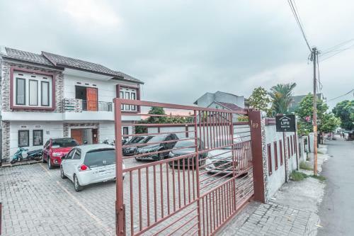 Hotel Oyo Life 2335 Kos 89