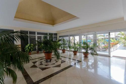 Beautiful Penthouse With Pool And Sea Views