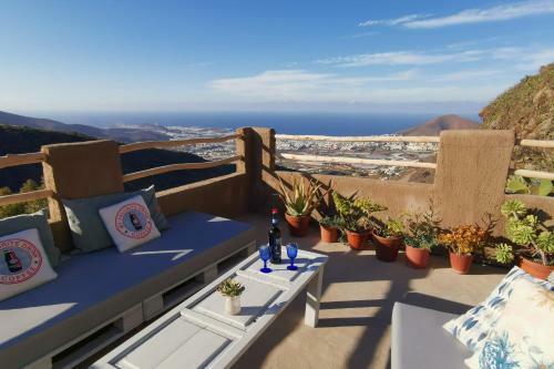 Casa Cueva Azul