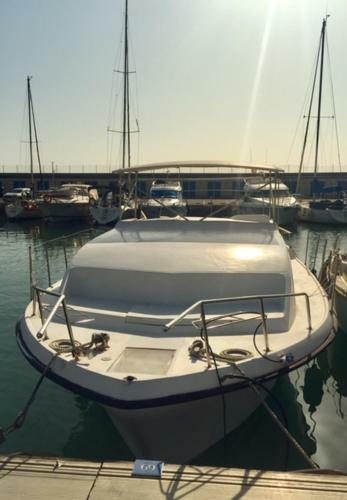 Barco Apartamento Flotante