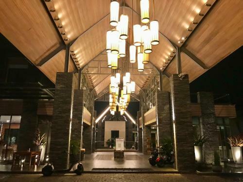 Vimala Hills Villa 3 Bedrooms