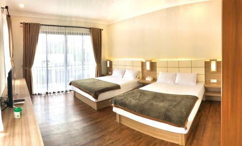 Vimala Hills Villa 3 Bedrooms
