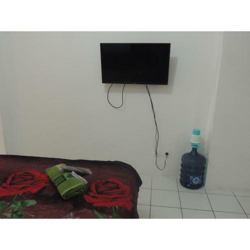 Hotel Reva Room On Gunung Putri Square Apartment