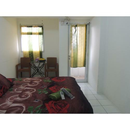 Hotel Reva Room On Gunung Putri Square Apartment