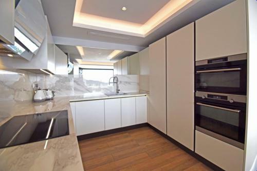 Villa Stunning, Luxury Home In Gaucin Town, Heated Pool