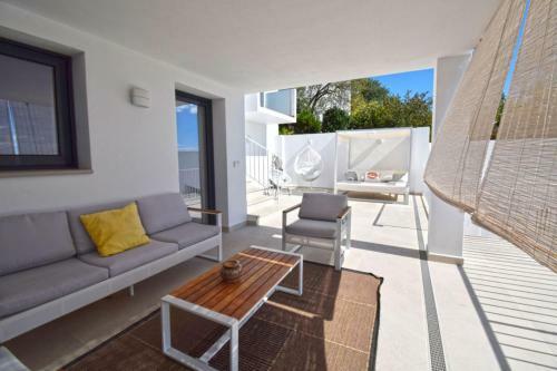 Villa Stunning, Luxury Home In Gaucin Town, Heated Pool