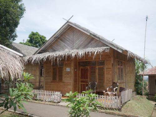 Hostal Gunung Dago Resort Bogor Syariah
