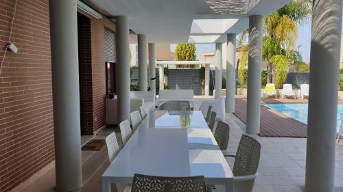Villahuerta,es Pool And Jacuzzi, Just For Quiet People