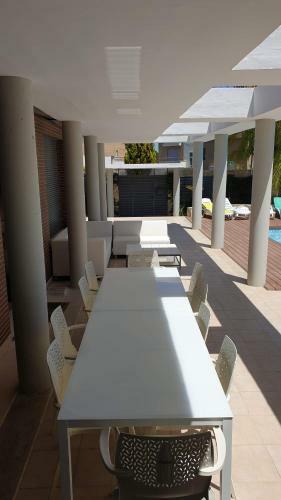 Villahuerta,es Pool And Jacuzzi, Just For Quiet People