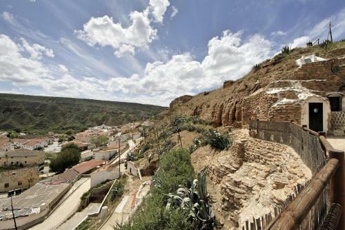 Cueva Solano