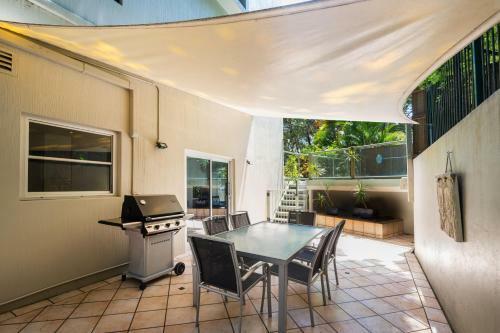 Aparthotel Little Cove Court