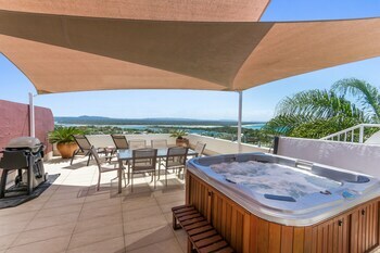 Aparthotel Bali Hai Apartments Noosa