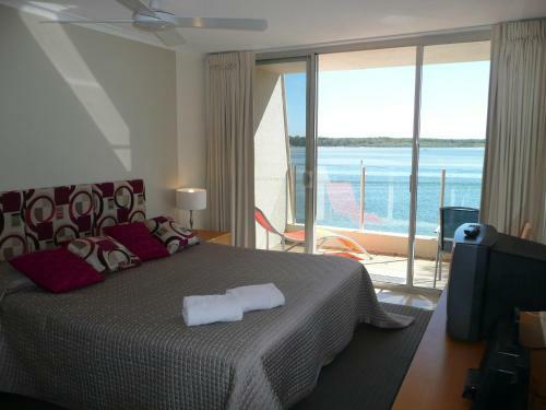 Aparthotel Noosa Harbour Resort