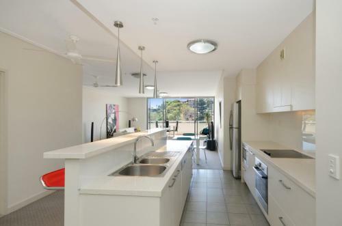 Dalgety Apartments