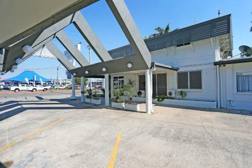 Motel Q Express