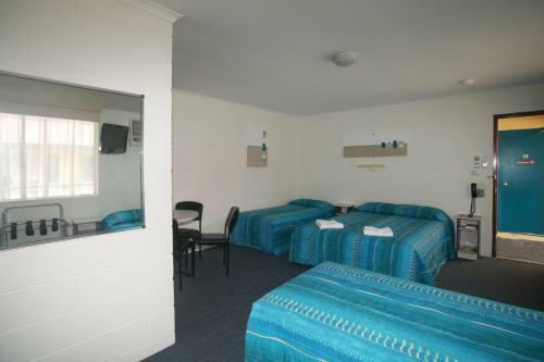 Cedar Lodge Motel