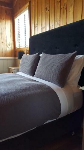 Villa Hazelcreek Cottages