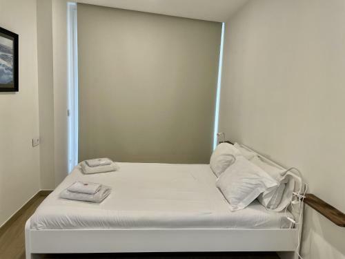 Modern Apartment In Las Canteras With Parking
