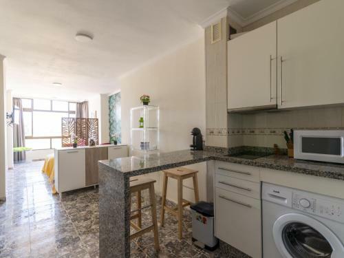 Apartamento Estudio Primera Linea Playa Canteras Vista Mar