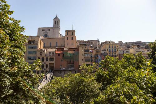 Bravissimo Pont De La Princesa, Comfortable 3-bedroom Apartment