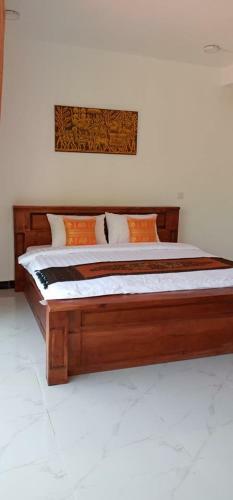 Khun Pich Apartments
