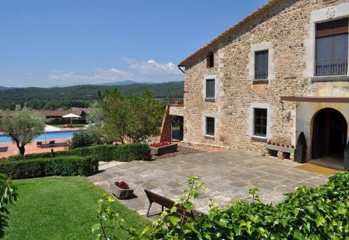 Luxury Stone Villa With Private Fo
