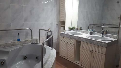 Bed & Breakfast La Fonda Del Mol� D'en Tarr�s