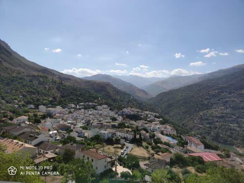 Apartamento Vivienda En El Centro De Guejar Sierra