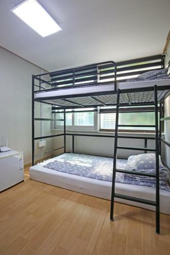 Hostal Dashim