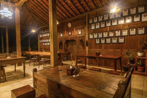 Hotel The Omah Borobudur
