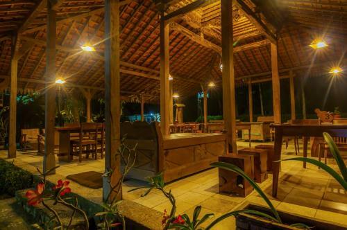 Hotel The Omah Borobudur
