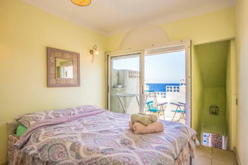 Casa Del Cueva With Stunning Ocean View