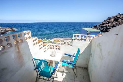 Casa Del Cueva With Stunning Ocean View