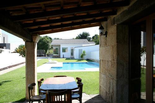 Casa Rural Con Piscina Vi�a De Millan