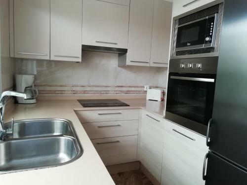 Apartamento Jardin, Terraza Y Barbacoa
