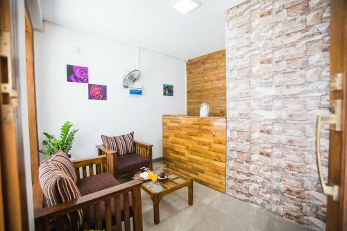 Hotel Maple Tree Residencies