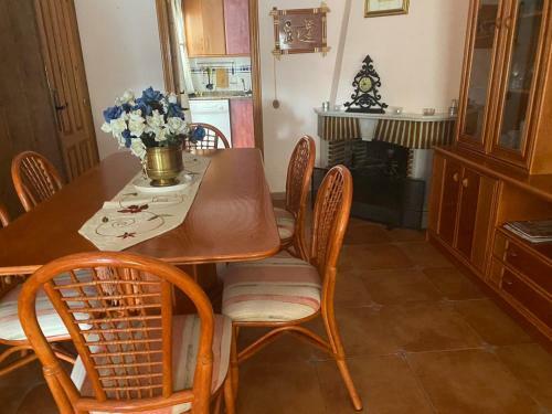 Apartamento Turistico En Alicante, By Adoorable