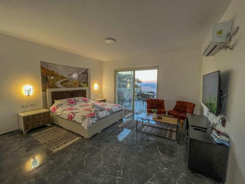 Hostal Sunrise Bhermon
