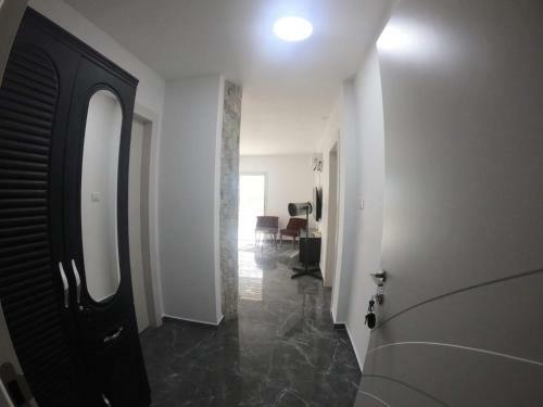 Hostal Sunrise Bhermon
