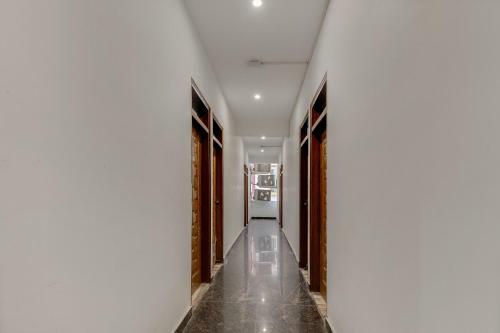 Hotel Collection O 16840 Skyheight Residency