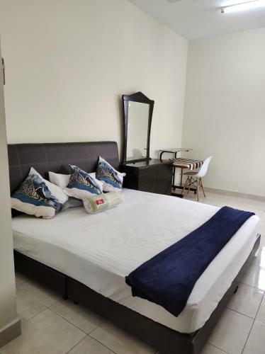 Apartamento Pelangi Utama Condo Room For Rent